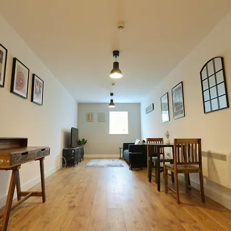 One Bedroom In Gloucester Road North * Bristol